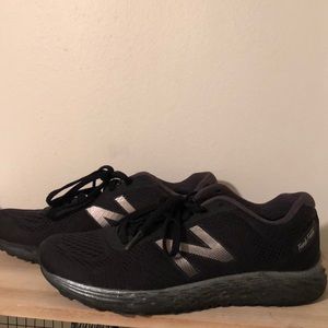 NEW BALANCE Arishi Fresh Foam Sneaker